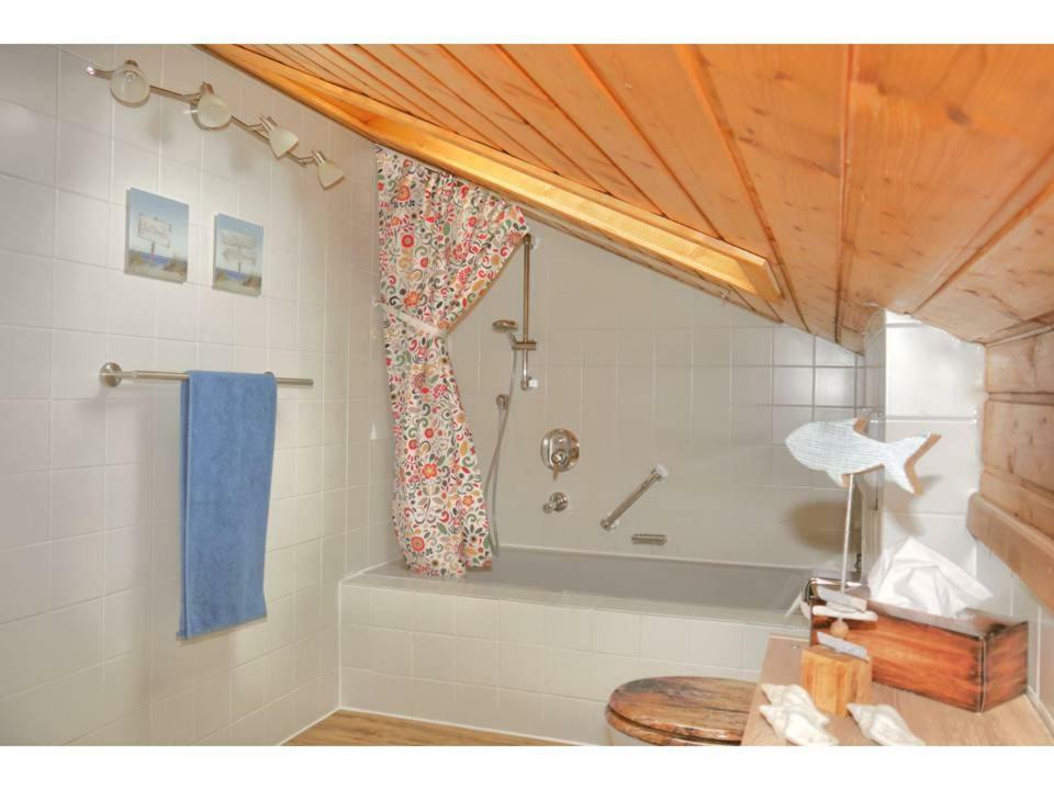 Ferienwohnung Franzi ガルミッシュ・パルテンキルヒェン エクステリア 写真
